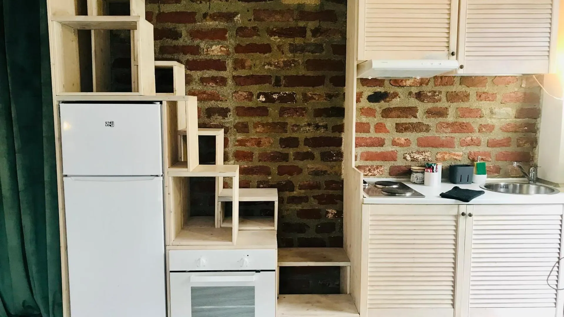 Amos Homes -Scarlatescu 27-29 Bucharest